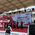 Bigk CEO Nicky Allard gives start shot at the Chicheng ultra trail